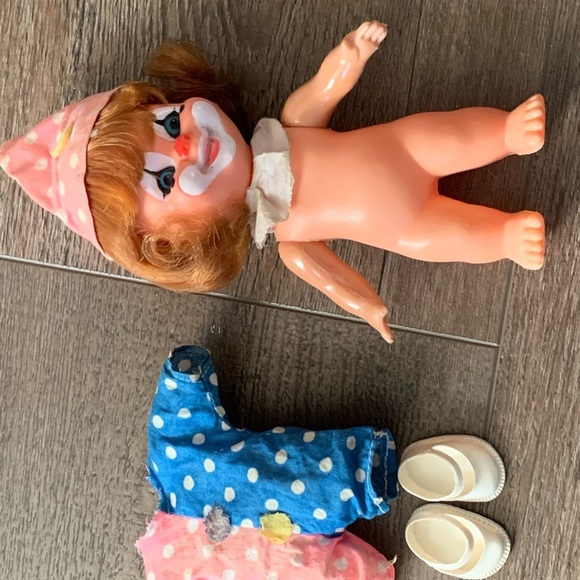 Clown - Picture 4 of 9